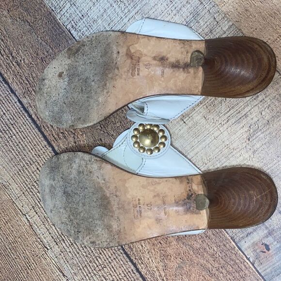 Miu Miu cream Kitten Heel Gold Studded Slip On Sandals Sz 40 - Picture 9 of 15